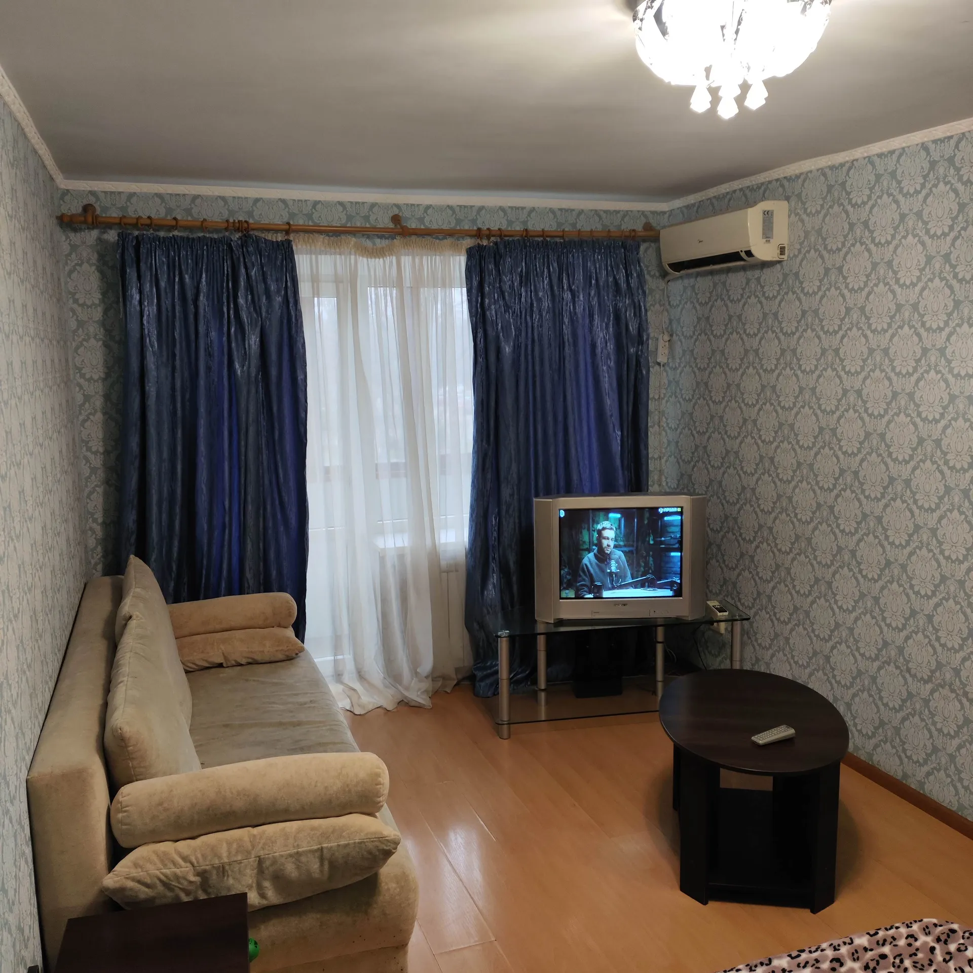 Игоря Сердюка 27 (Октябрьская 27), Кременчук