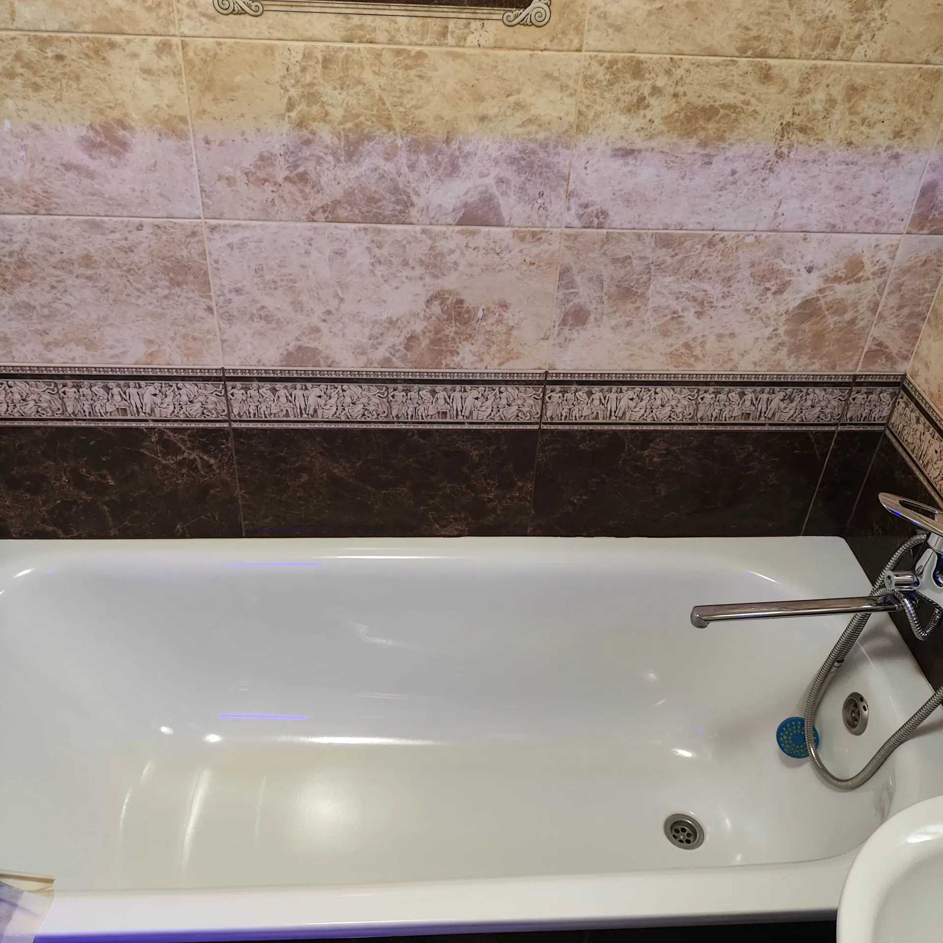 Университетская 27 (Первомайская 27), Кременчук