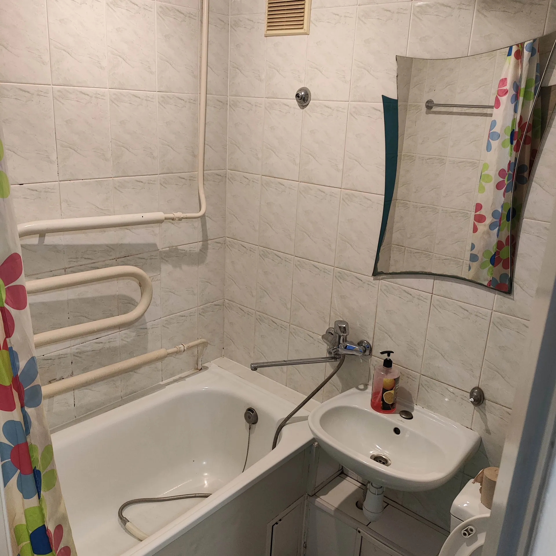 Перемоги 7 , Кременчук