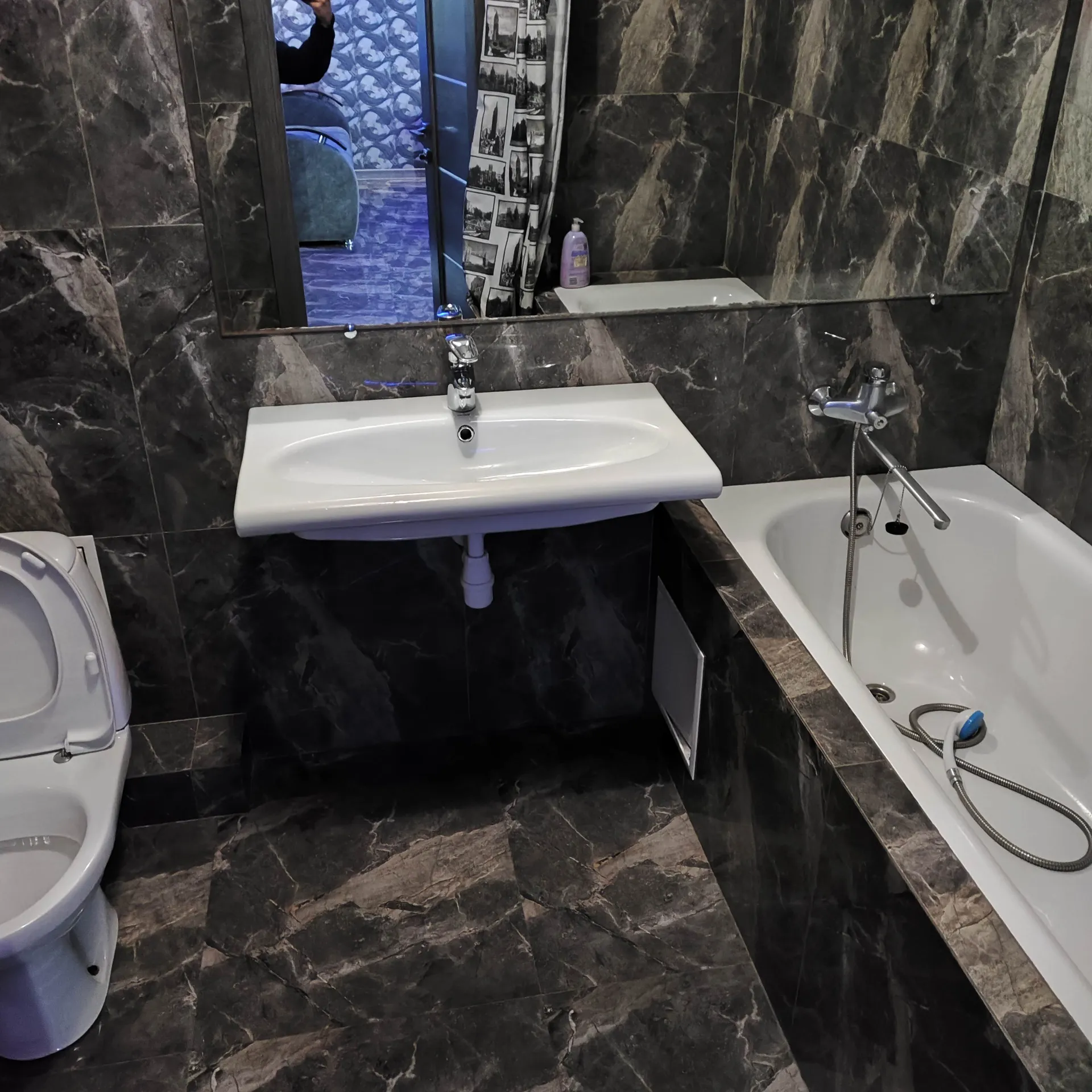 Майора борищака 17/48 , Кременчук